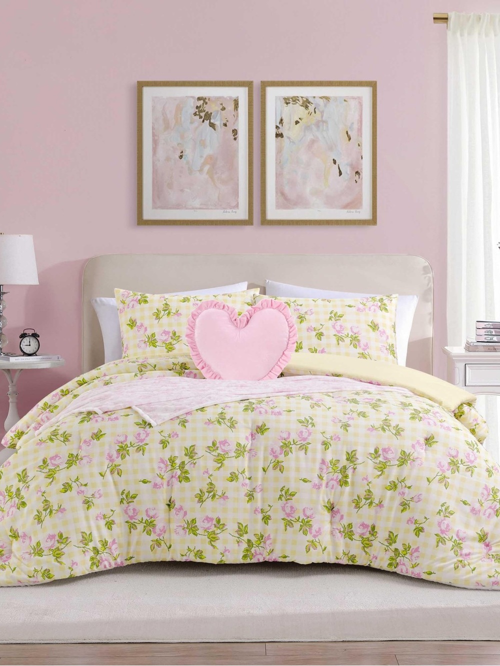 Betsey Johnson - Full/Queen Comforter Set with Shams, Accent Pillow & Throw